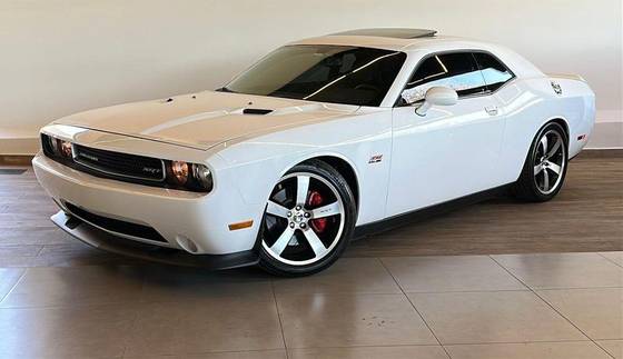 DODGE CHALLENGER 6.4 SRT8 HEMI V8 16V GASOLINA 2P MANUAL DODGE CHALLENGER 6.4 SRT8 HEMI V8 16V GASOLINA 2P MANUAL